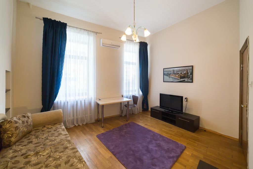 Cozy Apartment In Centre Of Kiev Экстерьер фото